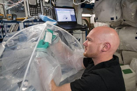 NASA Air Science Isolator Gloves Used by NASA